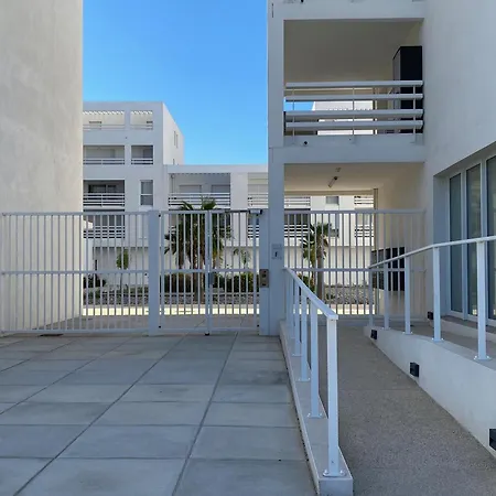 Apartment T2 Climatise, 4 Pers, Wifi, Parking, Pres - Fr-1-727-9 *